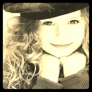 Meet your Posher, Vivian